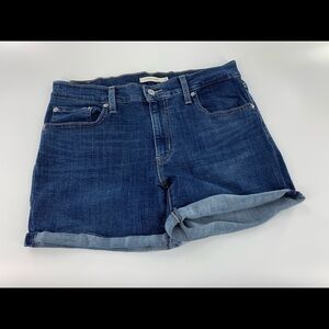 LEVIS MID LENGTH CUFFED JEAN SHORTS 31